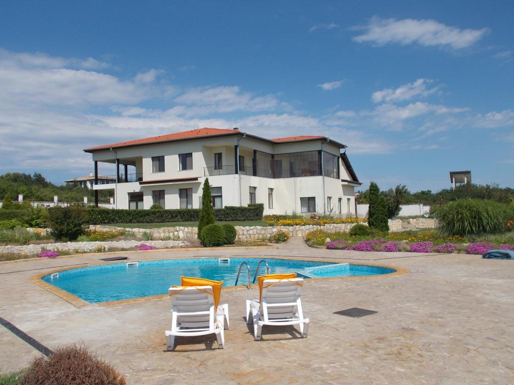 Villa Ketli Apartment Bliznatsi Zewnętrze zdjęcie