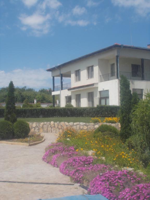 Villa Ketli Apartment Bliznatsi Zewnętrze zdjęcie