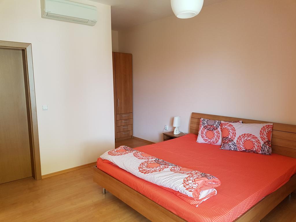 Villa Ketli Apartment Bliznatsi Zewnętrze zdjęcie