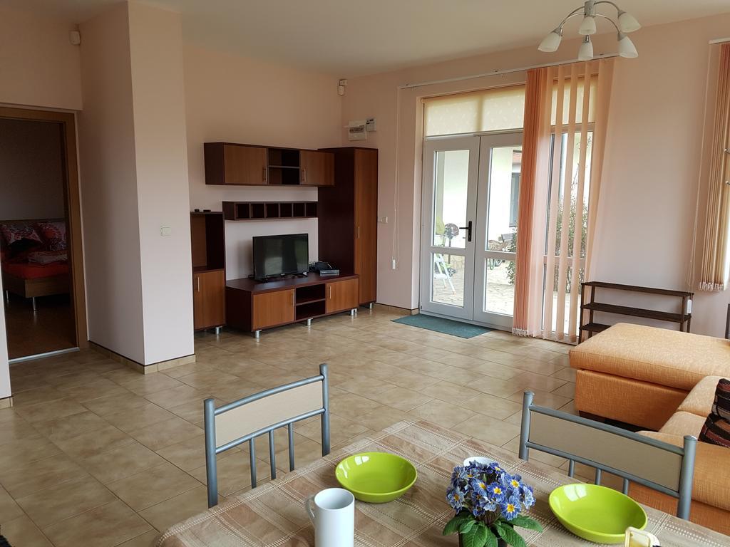 Villa Ketli Apartment Bliznatsi Zewnętrze zdjęcie